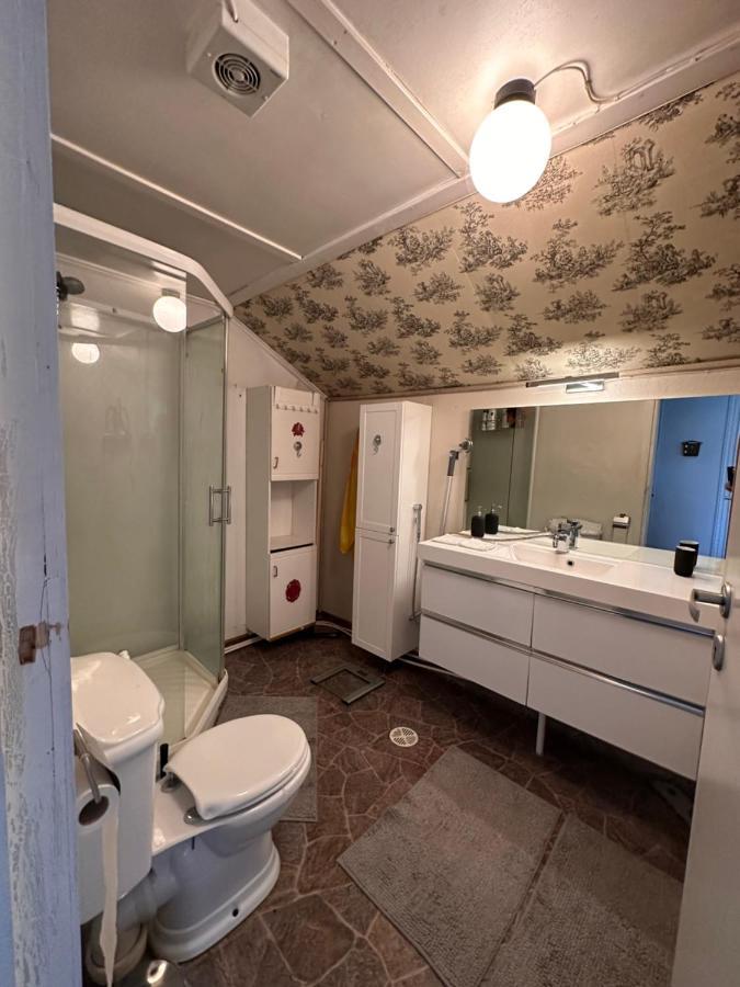 Oslo Guest House Twin & Family Room Kjeller ภายนอก รูปภาพ