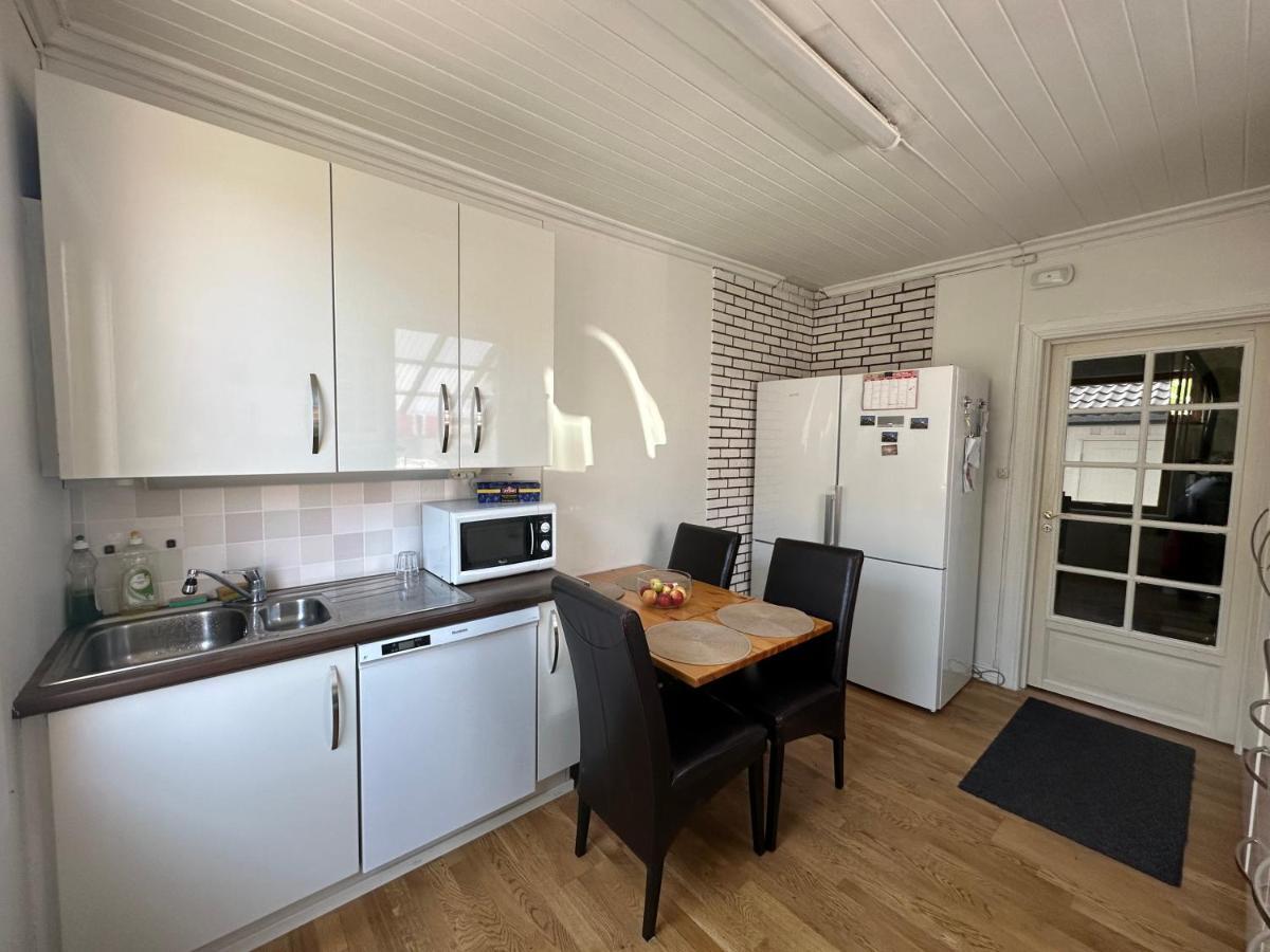 Oslo Guest House Twin & Family Room Kjeller ภายนอก รูปภาพ