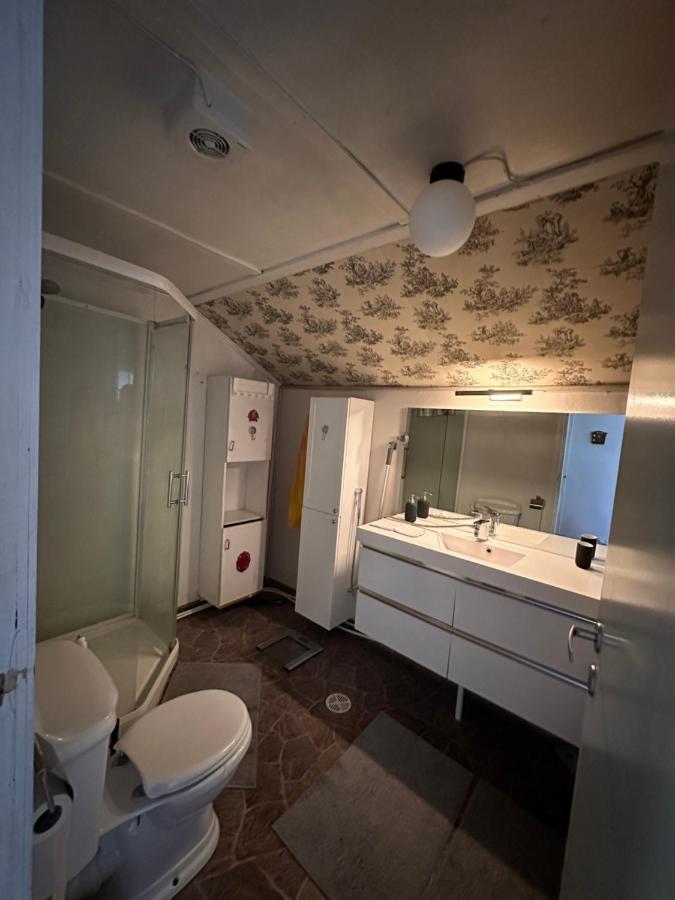 Oslo Guest House Twin & Family Room Kjeller ภายนอก รูปภาพ