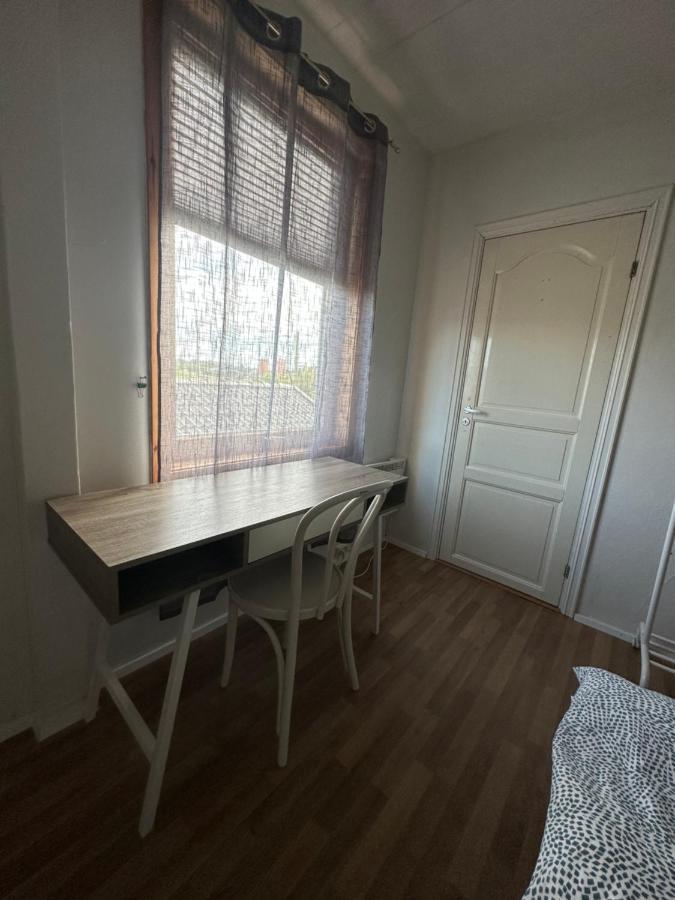 Oslo Guest House Twin & Family Room Kjeller ภายนอก รูปภาพ