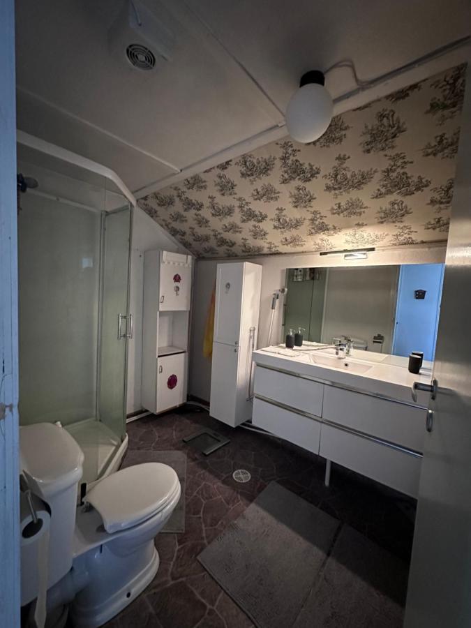 Oslo Guest House Twin & Family Room Kjeller ภายนอก รูปภาพ
